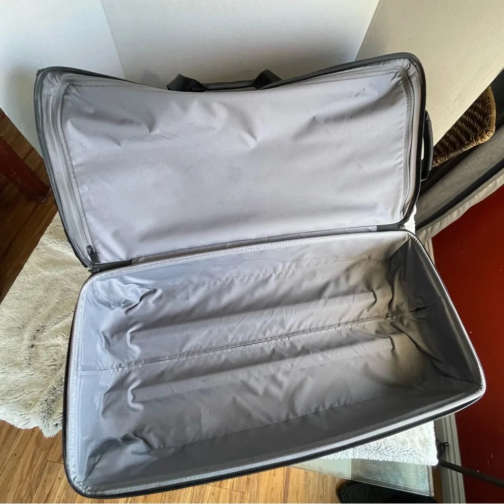 TUMI Alpha 3 Large Split 2 Wheel Duffel